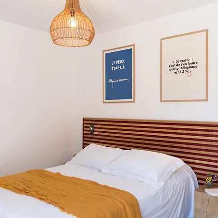 Bed & Breakfast Les Roches Blanches-montferrat *